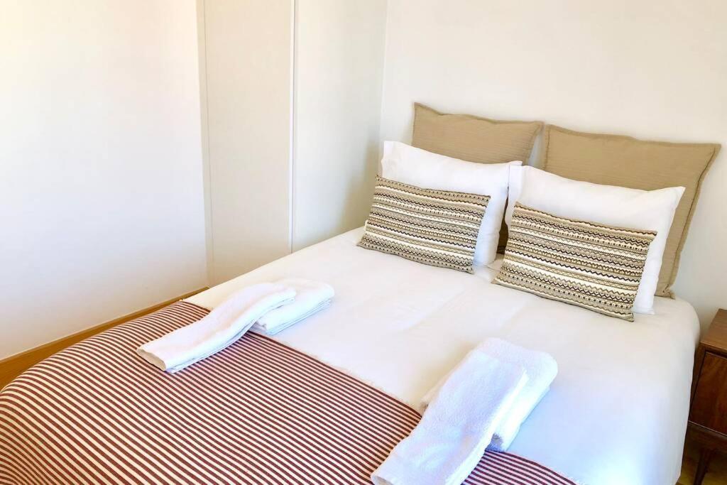 32 Top - Center Of Lisbon Duplex Apartment, Barrio Alto ภายนอก รูปภาพ