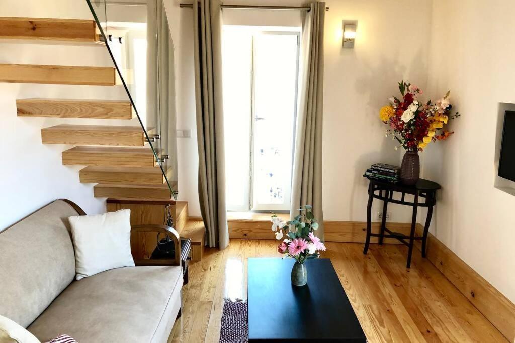 32 Top - Center Of Lisbon Duplex Apartment, Barrio Alto ภายนอก รูปภาพ