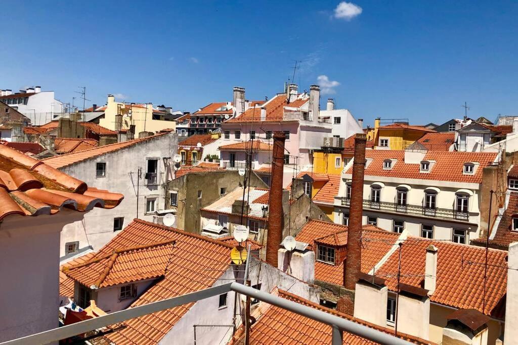 32 Top - Center Of Lisbon Duplex Apartment, Barrio Alto ภายนอก รูปภาพ
