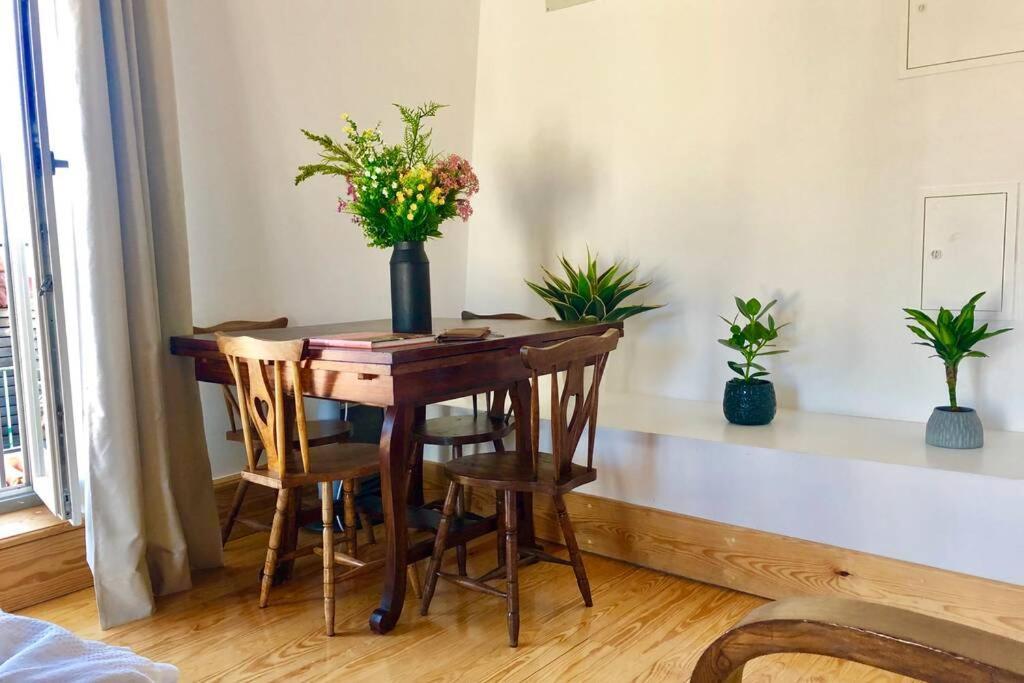32 Top - Center Of Lisbon Duplex Apartment, Barrio Alto ภายนอก รูปภาพ